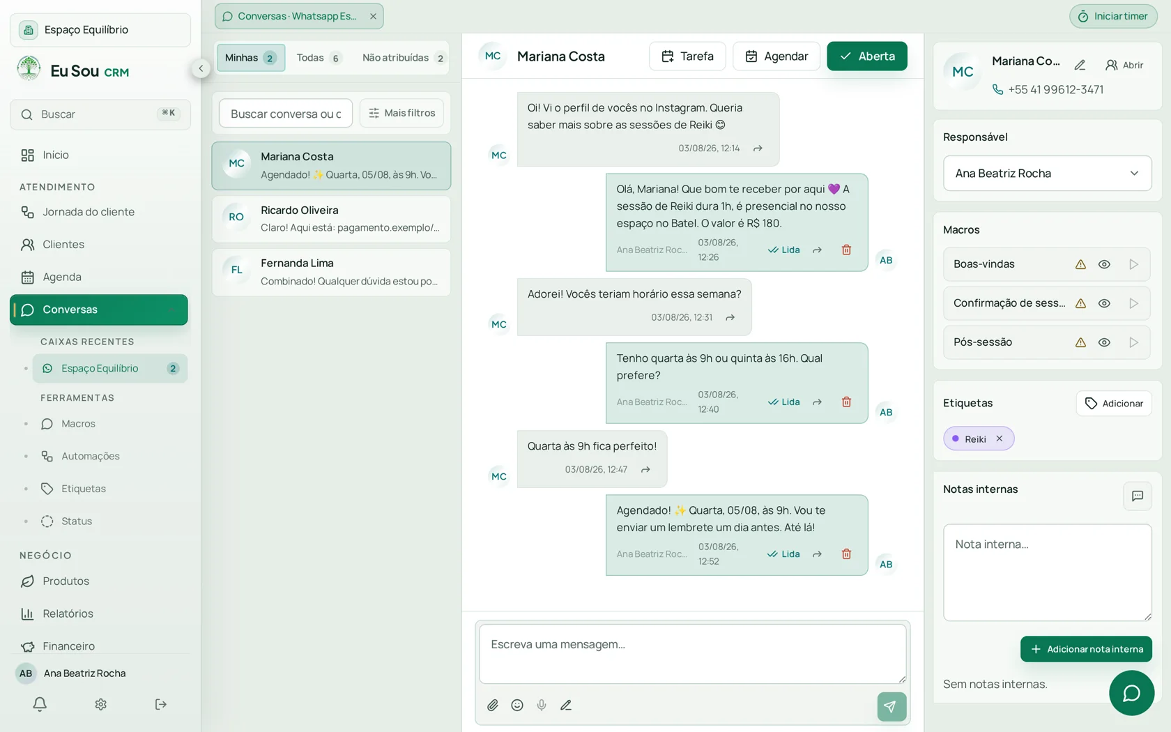 Central de conversas real: WhatsApp com a conversa aberta, macros, etiquetas e notas internas ao lado